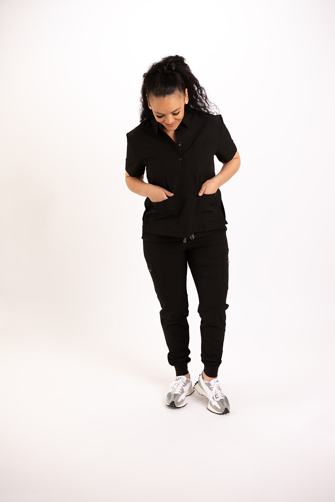 CLASSIC HIGH WAISTED WOMEN'S JOGGER SCRUB PANTS (BLACK)