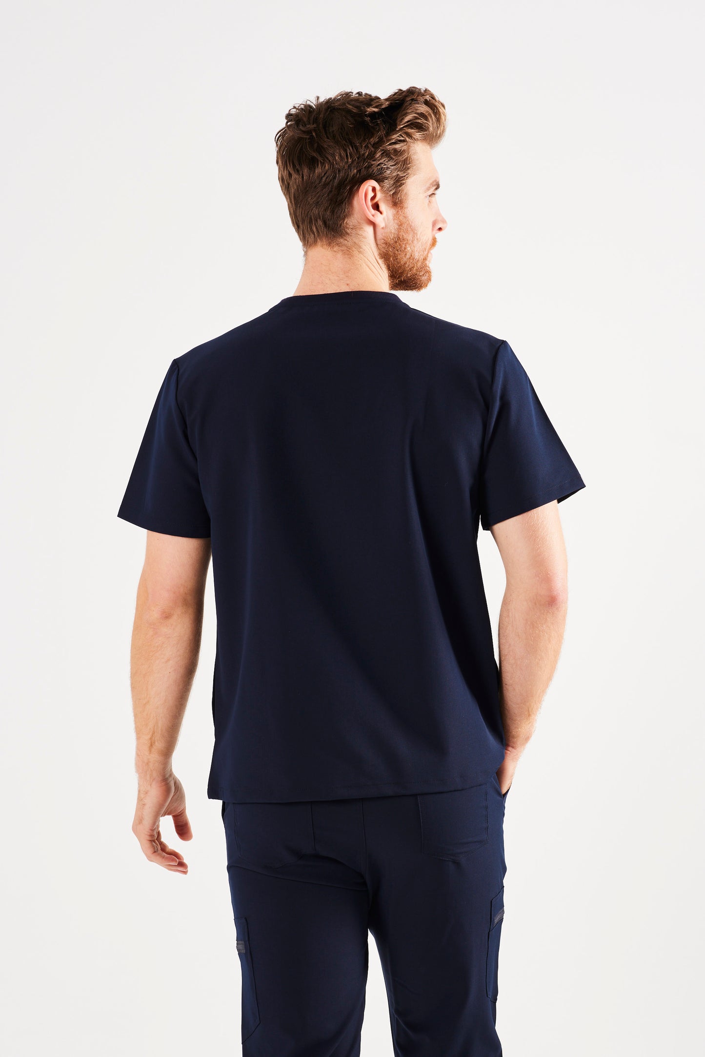 CLASSIC CREW NECK MEN'S SCRUB TOP (NAVY)
