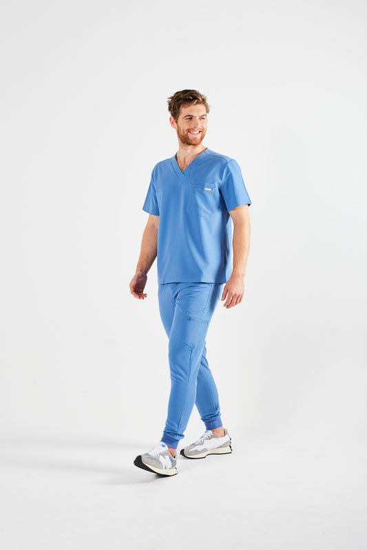 CLASSIC V-NECK WITH SIDE POCKETS MEN'S SCRUB TOP (CEIL BLUE)