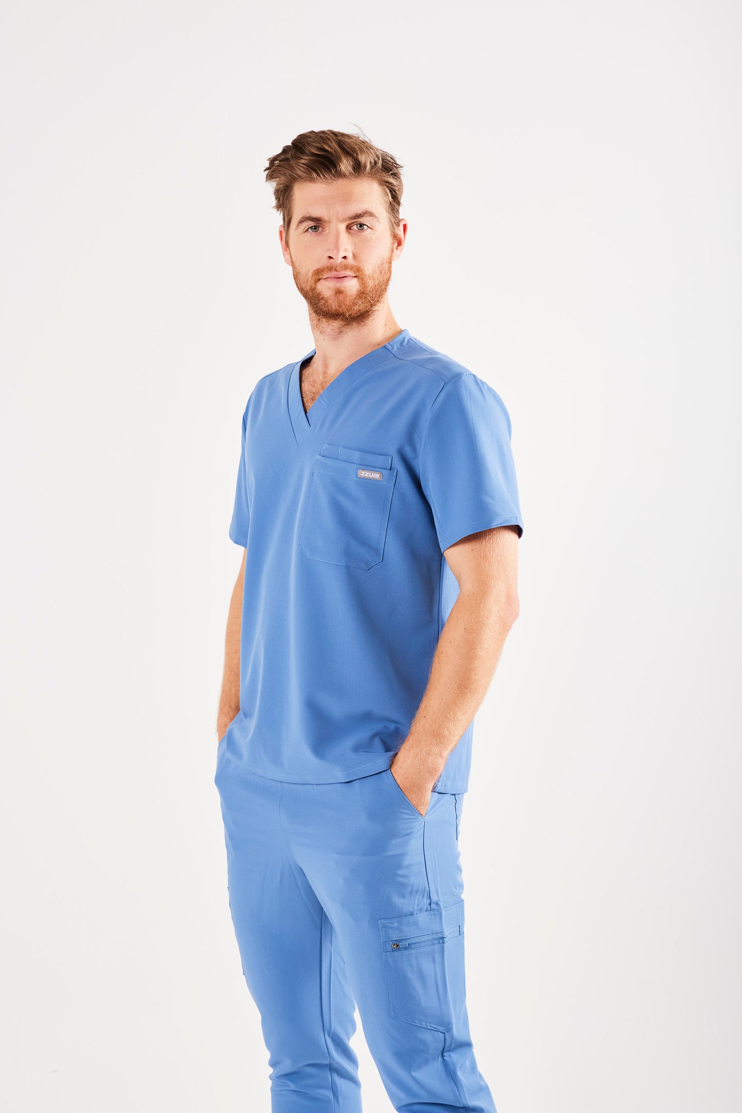 CLASSIC V-NECK WITH SIDE POCKETS MEN'S SCRUB TOP (CEIL BLUE)