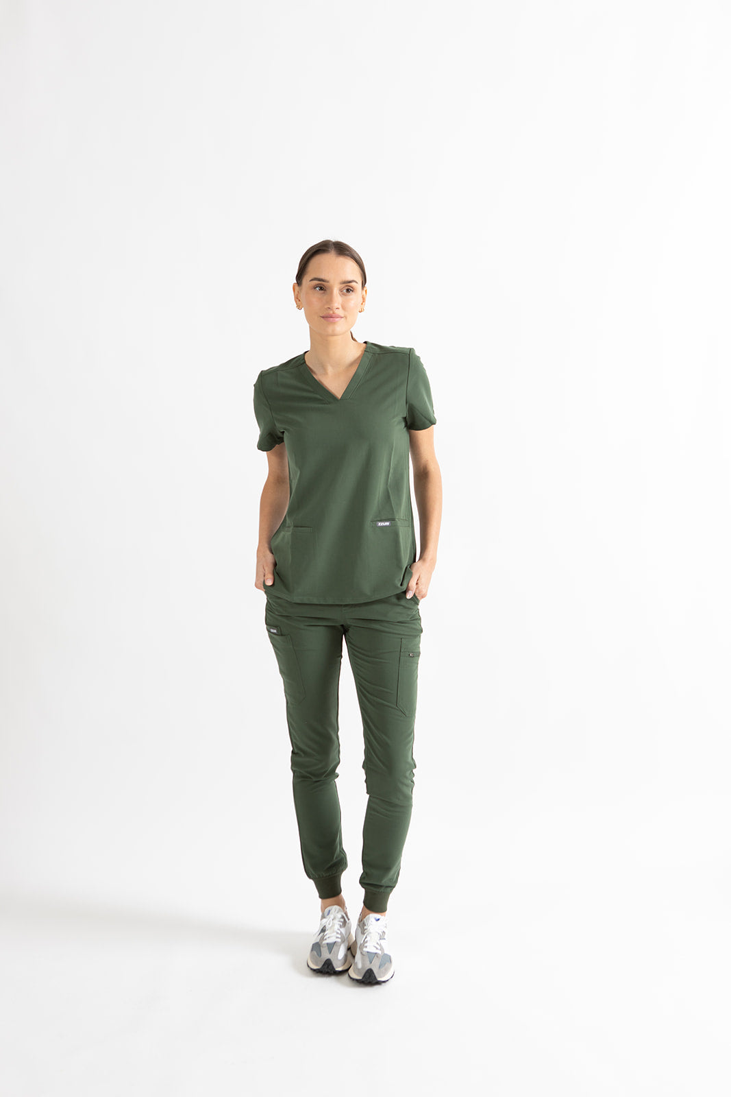 SUPER-SOFT THREE POCKET WOMEN'S SCRUB TOP (KHAKI GREEN)