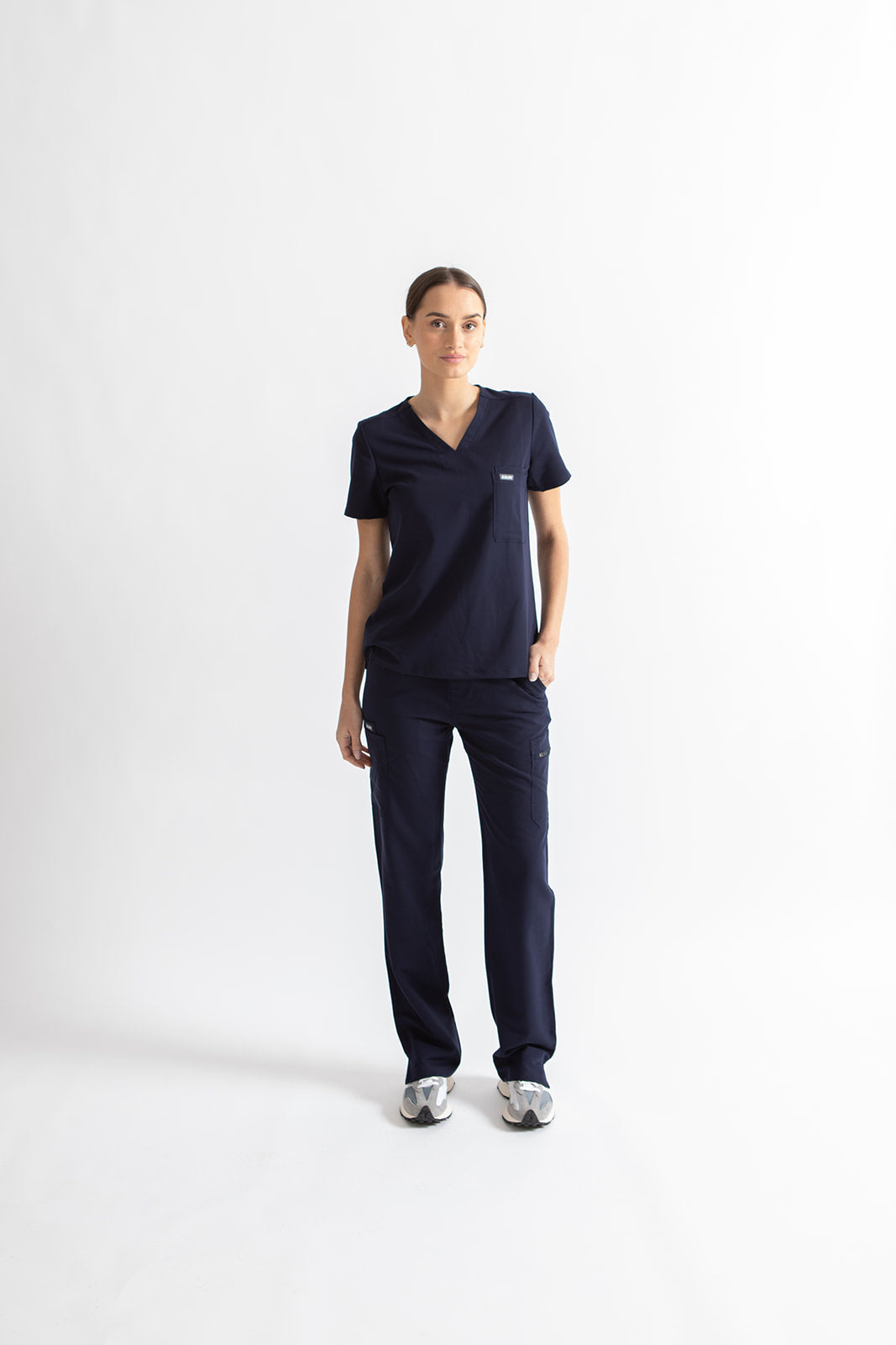 SUPER-SOFT CARGO WOMEN'S SCRUB PANTS (NAVY)