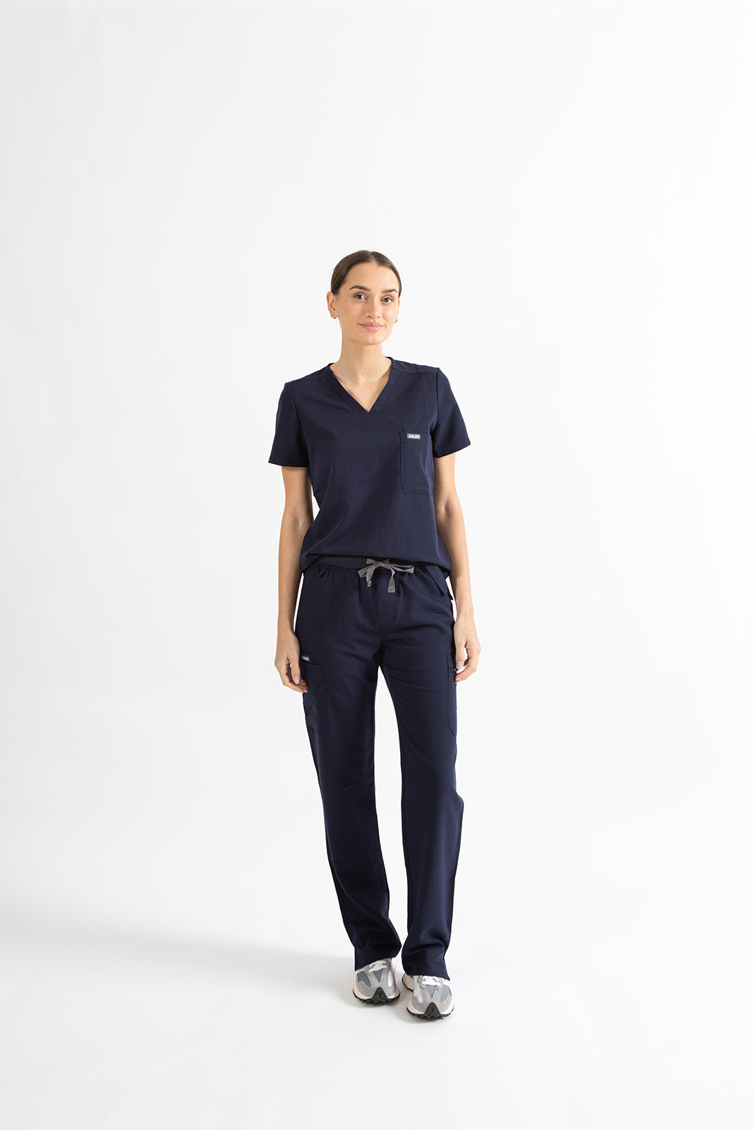 SUPER-SOFT CARGO WOMEN'S SCRUB PANTS (NAVY)