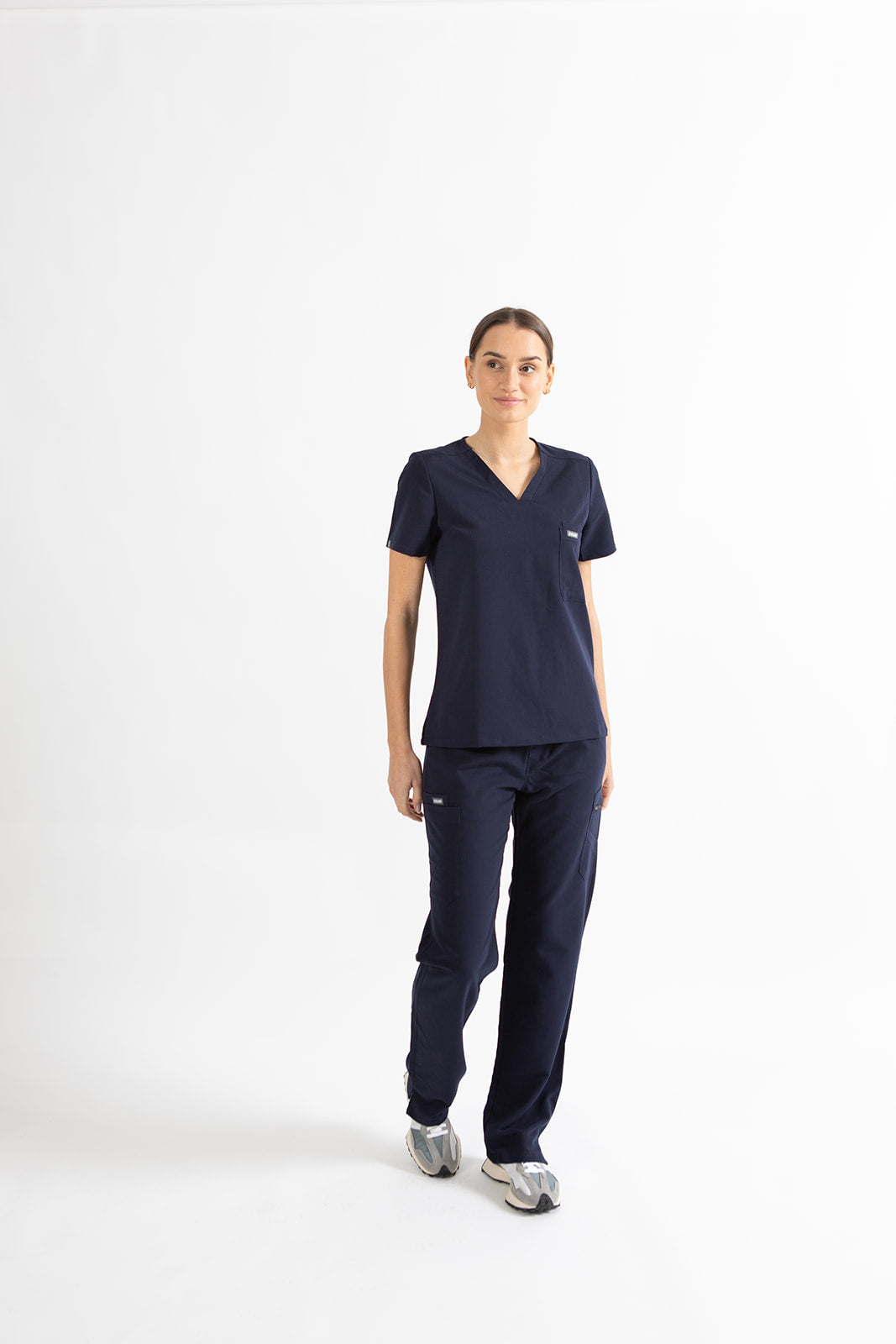 SUPER-SOFT CARGO WOMEN'S SCRUB PANTS (NAVY)