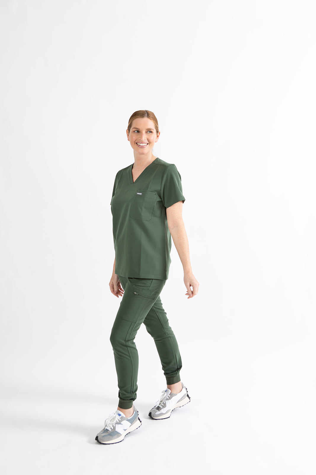 SUPER-SOFT CHEST-POCKETS WOMEN'S SCRUB TOP (KHAKI GREEN)