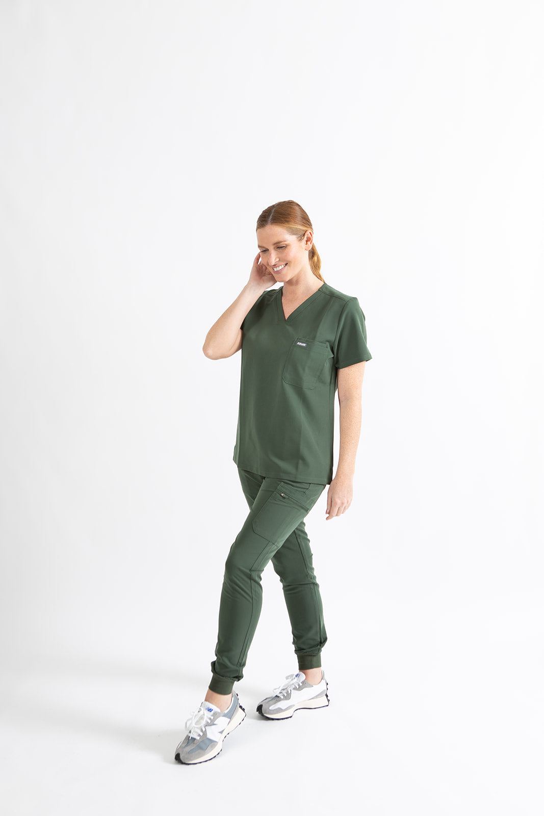 SUPER-SOFT CHEST-POCKETS WOMEN'S SCRUB TOP (KHAKI GREEN)