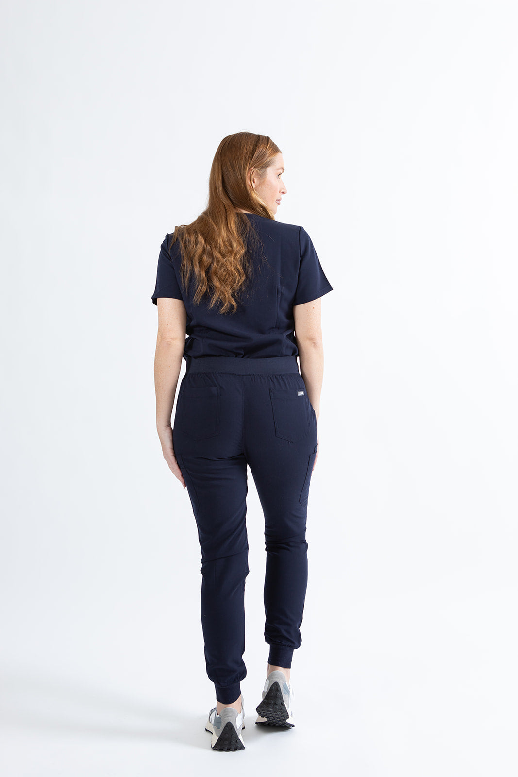 SUPER-SOFT WOMEN'S JOGGER SCRUB PANTS (NAVY)