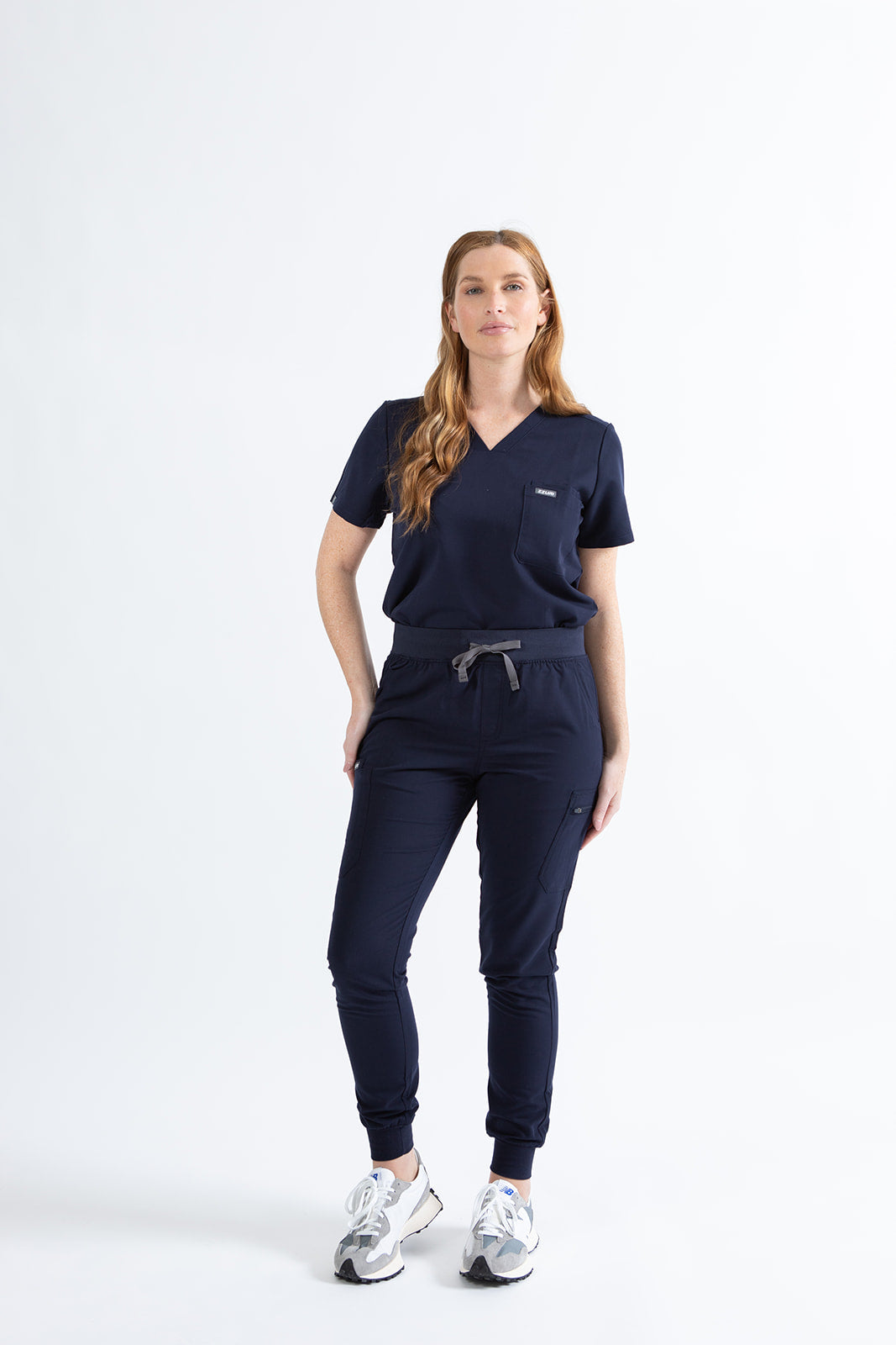 SUPER-SOFT WOMEN'S JOGGER SCRUB PANTS (NAVY)