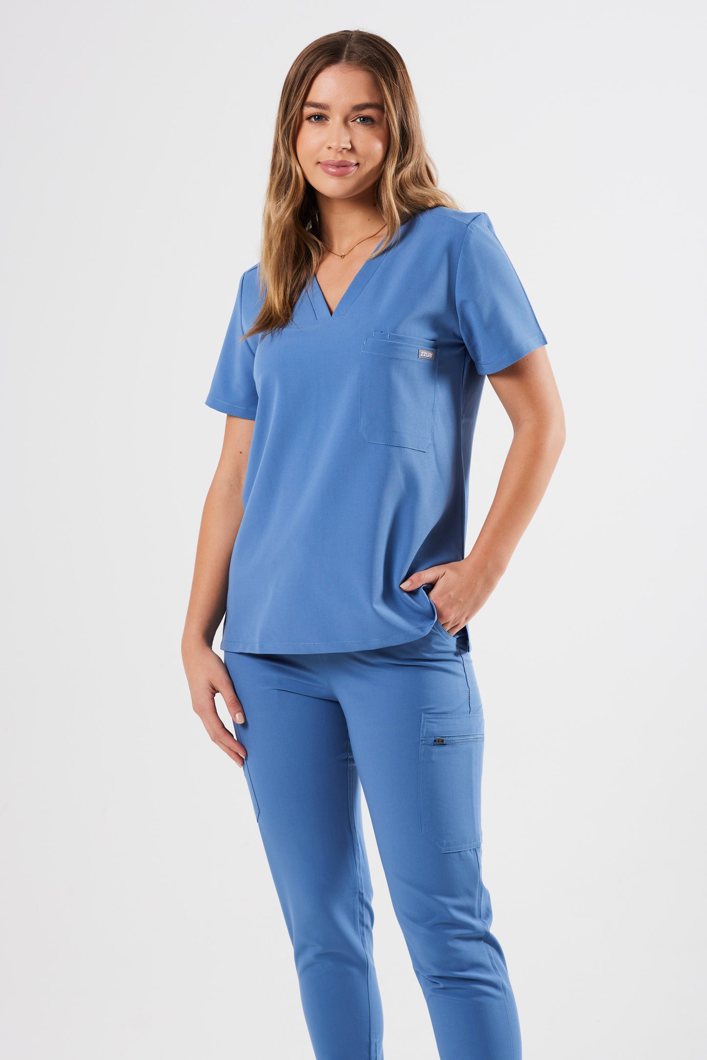 CLASSIC ONE-POCKET WOMEN'S SCRUB TOP (CEIL BLUE)