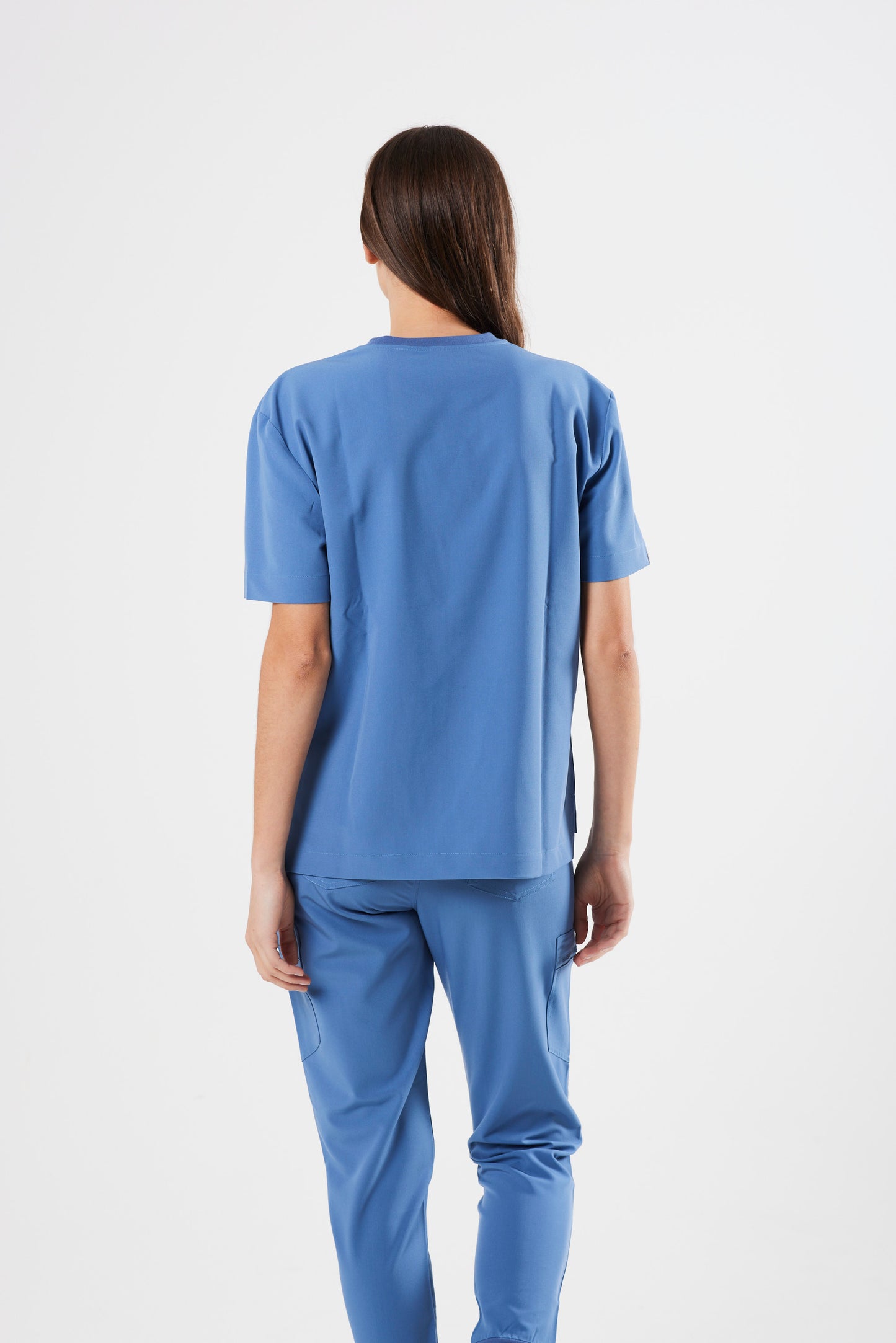 CLASSIC CREW NECK WOMEN'S SCRUB TOP (CEIL BLUE) – Zzuri Medical Scrubs